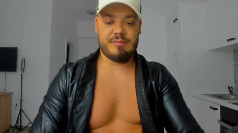 Snapshot of zackconnorsx chatting on September 15, 9:59 pm Zack online show from September 15, 9:59 pm