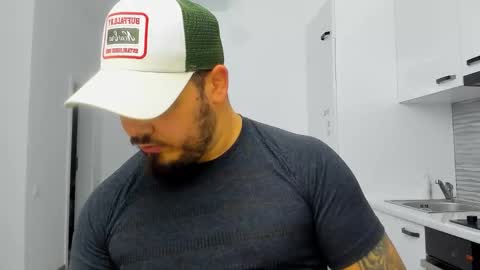 Snapshot of zackconnorsx chatting on October 21, 9:26 pm Zack online show from October 21, 9:26 pm