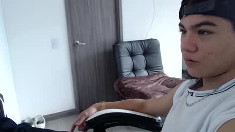 Snapshot of zackss_play chatting on September 22, 7:05 pm Zackss online show from September 22, 7:05 pm