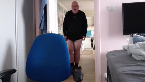 Zac Smitj online show from February 6, 10:37 am