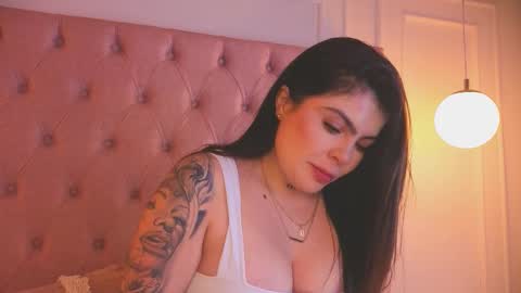 Zafiro  online show from February 7, 11:14 am