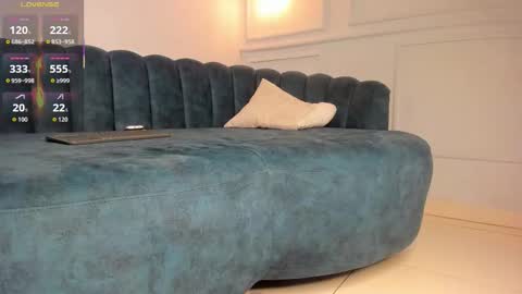 Zafiro  online show from March 21, 7:39 pm