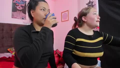 zafira_and_zireya online show from June 11, 7:23 pm