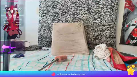 Snapshot of zafira_mature chatting on October 4, 3:43 pm zafira online show from October 4, 3:43 pm