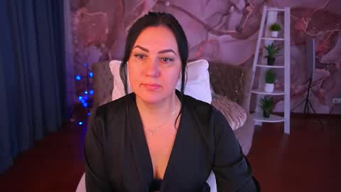 Snapshot of zafiramoonn chatting on November 17, 1:39 pm Zafiramoonn online show from November 17, 1:39 pm