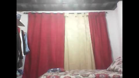 Zafiro online show from December 16, 10:48 pm