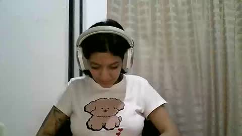 Snapshot of zafiro_rubi chatting on April 30, 2:56 pm Zafiro online show from April 30, 2:56 pm