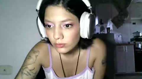 Snapshot of zafiro_rubi chatting on May 21, 5:09 pm Zafiro online show from May 21, 5:09 pm