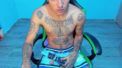 BiG Zafiro online show from February 14, 11:51 am