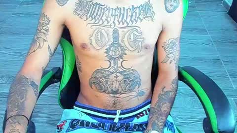 BiG Zafiro online show from April 15, 8:54 am