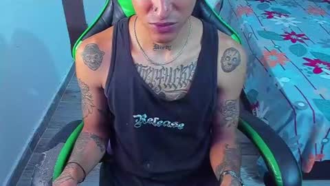 Snapshot of zafirocum chatting on June 15, 3:36 pm BiG Zafiro online show from June 15, 3:36 pm