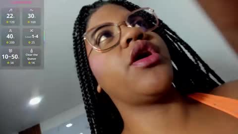 Snapshot of zahra_rose chatting on April 24, 12:40 pm zahra_rose online show from April 24, 12:40 pm