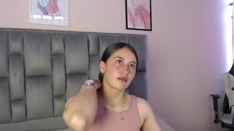 Zaida online show from June 1, 9:27 pm