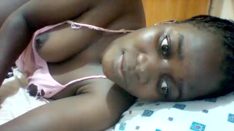 Snapshot of zainxxxx chatting on February 4, 5:55 pm zainxxxx online show from February 4, 5:55 pm