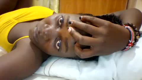 Snapshot of zainxxxx chatting on February 12, 8:06 am zainxxxx online show from February 12, 8:06 am