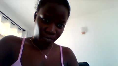 Snapshot of zainxxxx chatting on November 8, 12:05 pm zainxxxx online show from November 8, 12:05 pm