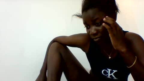 Snapshot of zainxxxx chatting on February 23, 6:27 pm zainxxxx online show from February 23, 6:27 pm