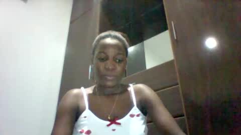 Snapshot of zainxxxx chatting on April 19, 6:32 pm zainxxxx online show from April 19, 6:32 pm