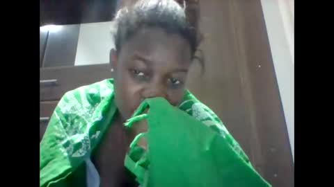 Snapshot of zainxxxx chatting on April 21, 1:42 am zainxxxx online show from April 21, 1:42 am