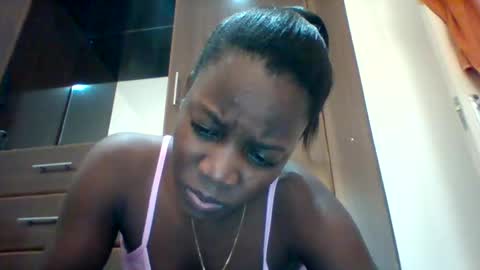 Snapshot of zainxxxx chatting on April 28, 11:15 am zainxxxx online show from April 28, 11:15 am