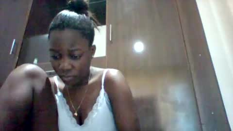 Snapshot of zainxxxx chatting on May 14, 4:19 am zainxxxx online show from May 14, 4:19 am