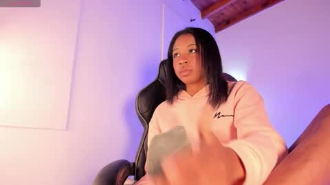 Snapshot of zairarose25 chatting on November 27, 3:03 pm Zaira online show from November 27, 3:03 pm