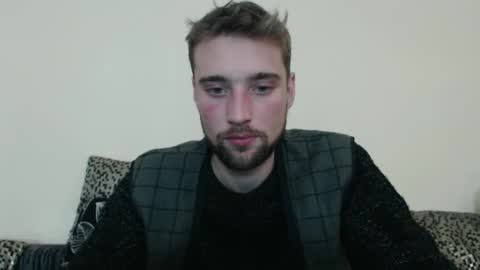 Snapshot of zakonezach chatting on December 12, 6:31 pm zakonezach online show from December 12, 6:31 pm