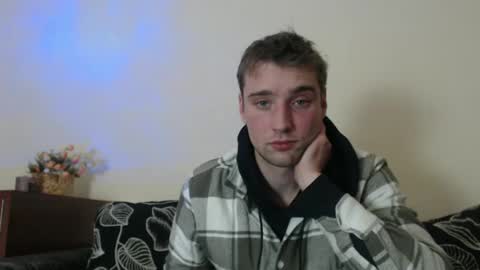 Snapshot of zakonezach chatting on December 18, 6:57 pm zakonezach online show from December 18, 6:57 pm