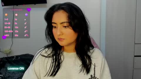 Snapshot of zakura_ania chatting on June 2, 10:12 pm zakura_ania online show from June 2, 10:12 pm