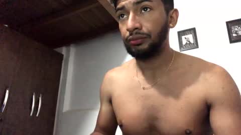 Snapshot of zaleh436460 chatting on December 2, 12:30 am RAJ online show from December 2, 12:30 am