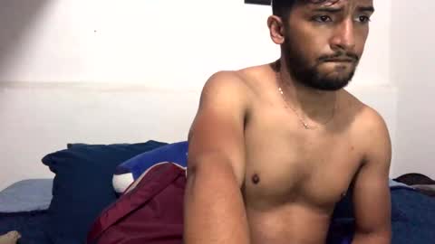 Snapshot of zaleh436460 chatting on January 21, 3:48 am RAJ online show from January 21, 3:48 am