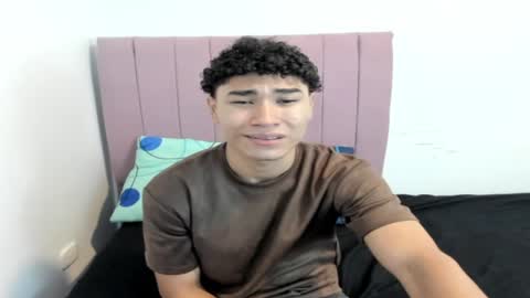 Snapshot of zammcito_ chatting on January 1, 11:29 pm zamm online show from January 1, 11:29 pm