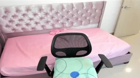 Snapshot of zammcito_ chatting on January 10, 2:35 am zamm online show from January 10, 2:35 am