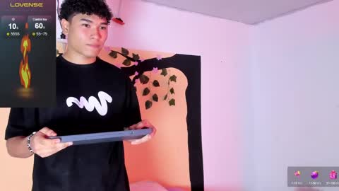 Snapshot of zammcito_ chatting on March 1, 7:59 pm zamm online show from March 1, 7:59 pm