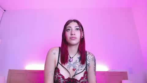 zammyrossee online show from July 13, 4:04 am