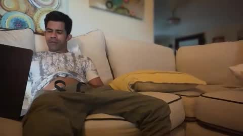 Edii online show from December 15, 1:37 pm