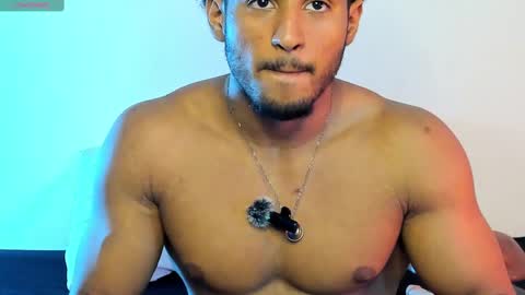 Snapshot of zane_lux chatting on October 2, 12:34 pm Zane Lux online show from October 2, 12:34 pm
