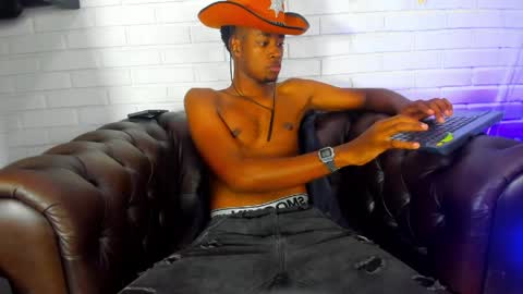 zanejordan1 online show from April 9, 7:41 pm