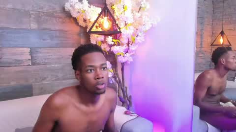 zanejordan1 online show from April 13, 8:14 pm