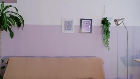 zara_fire online show from April 5, 7:44 pm