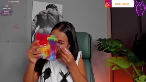 Zara online show from March 4, 11:38 am