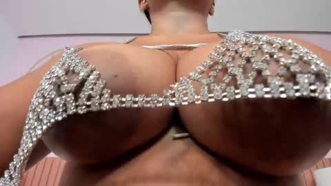 zara lopez online show from February 6, 8:23 pm