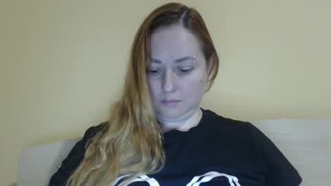 Kate. if im not here im here foxy red333 online show from April 14, 8:42 am