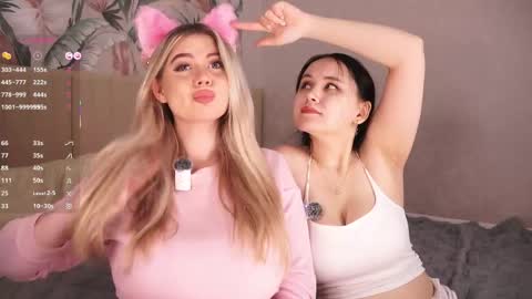 Criss  online show from April 10, 5:34 am