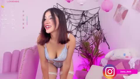 Zara online show from October 16, 7:15 pm