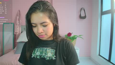 Snapshot of zarah_torres chatting on February 7, 8:42 pm Zarah online show from February 7, 8:42 pm