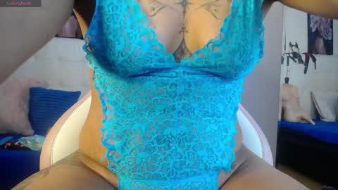 Zarah online show from April 2, 1:09 pm