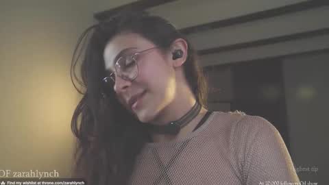 Snapshot of zarahlynch chatting on November 23, 2:11 am Miss Lynch Next show 2911 online show from November 23, 2:11 am