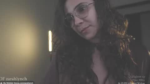 Snapshot of zarahlynch chatting on November 28, 12:24 am Miss Lynch Next show 2911 online show from November 28, 12:24 am