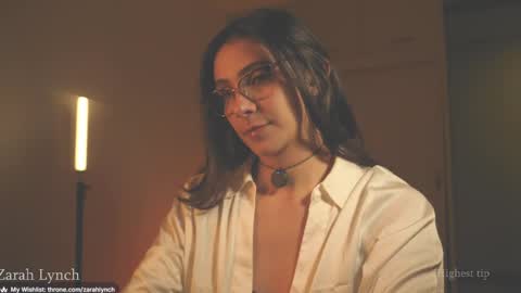 Miss Lynch   Next show  2911 online show from April 21, 12:56 am